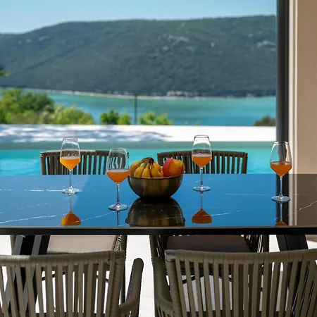 Luxurious In Trget