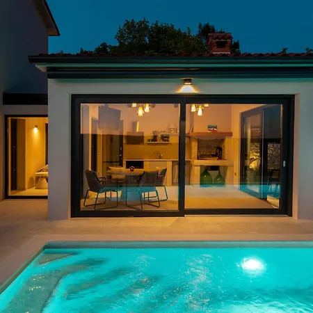 Luxurious In Casa de Férias