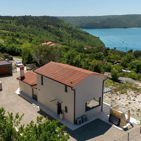 Casa de Férias Luxurious In Trget