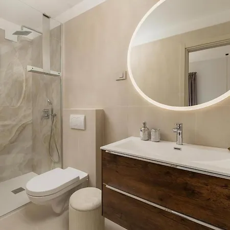 Luxurious In