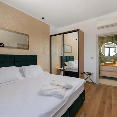 Luxurious In Casa de Férias
