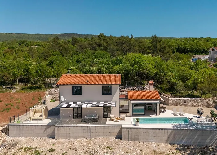 Beautiful In Semesterbostad